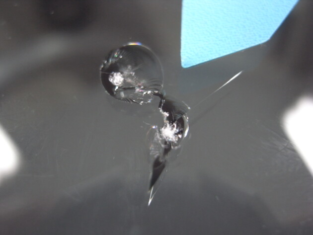 トヨタRAV4 フロントガラス修理