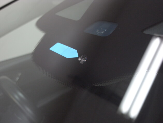 メルセデスベンツE220d　フロントガラス修理