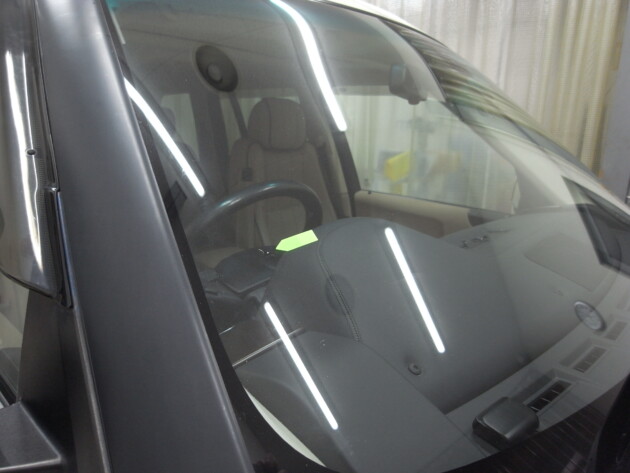 レンジローバー2cmのひび割れ