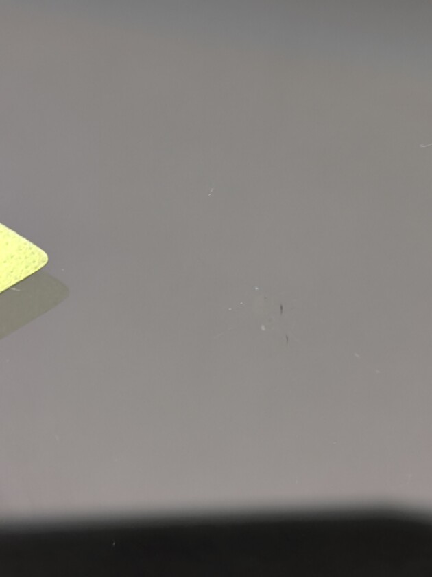 エクストレイル2.1cmのひび割れ