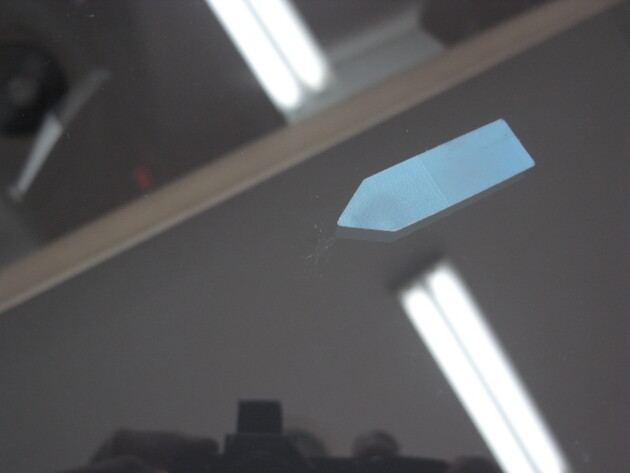 テスラモデル3　ウインドリペア