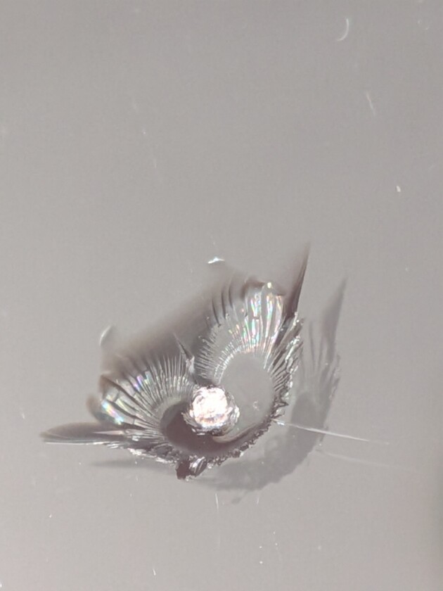 シトロエンベルランゴ1.2cmのひび割れ