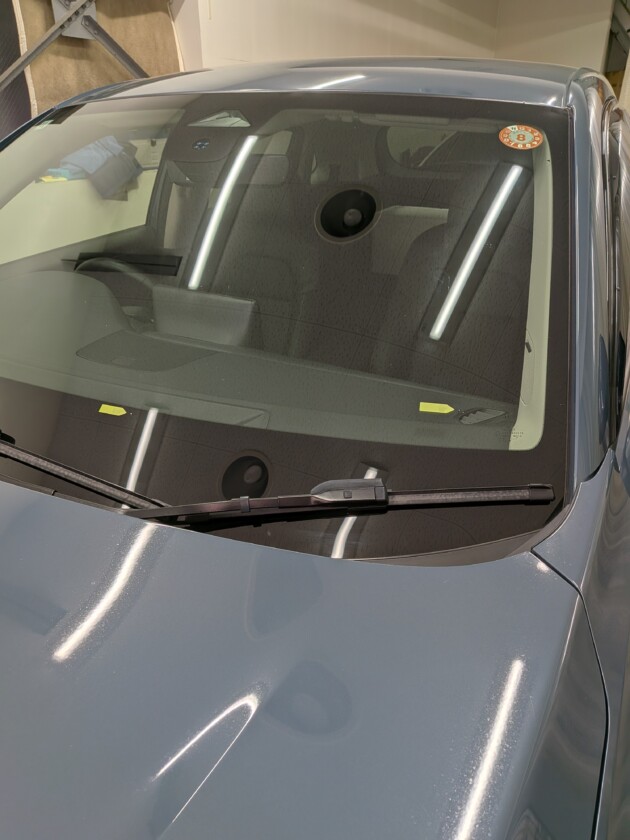 ZR-V2カ所のひび割れ