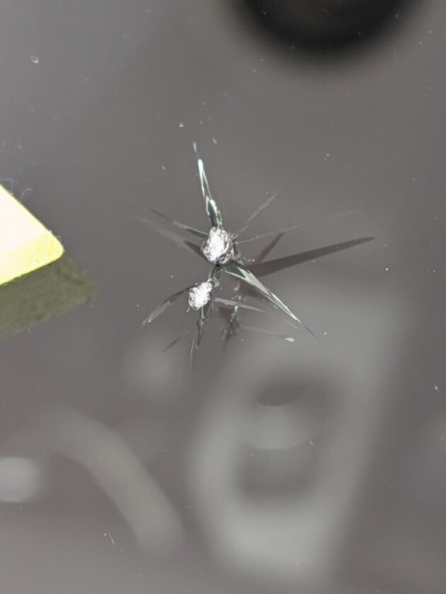 BMW1シリーズ1.6cmのひび割れ