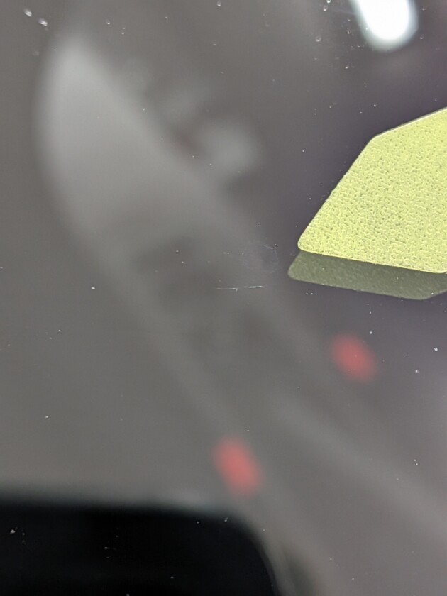 ポルシェ911カレラ8mmのひび割れ