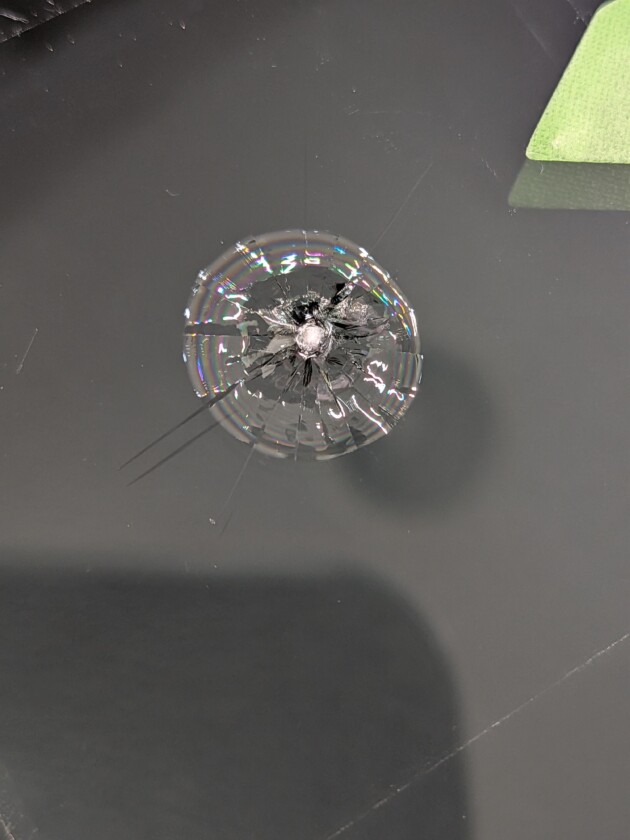 クラウンアスリート2.6cmのひび割れ