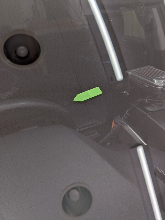 プラド2.7cmのひび割れ