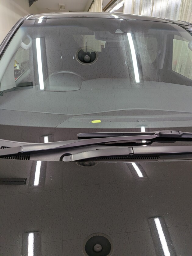 ヴェルファイア1.1cmのひび割れ