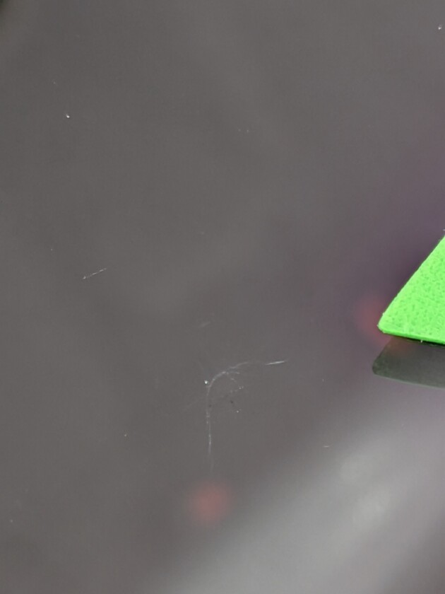 フィールダー1.4cmのひび割れ