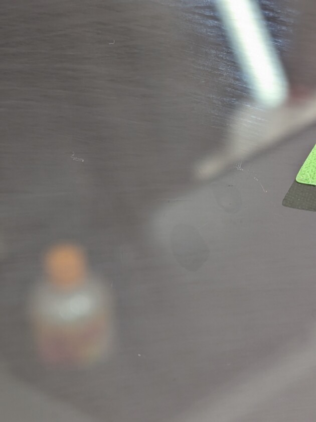 ゴルフGTI2つのひび割れ