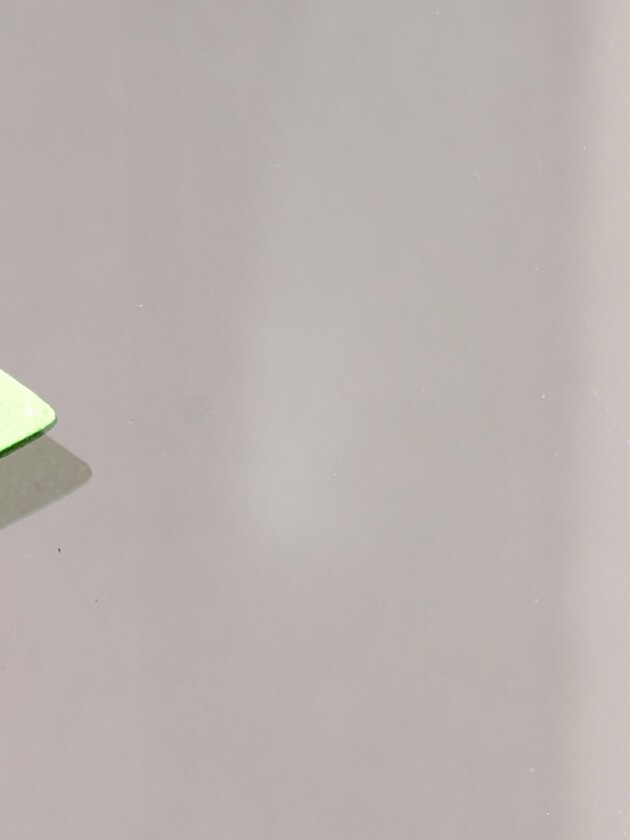 ハイエース1cmのひび割れ