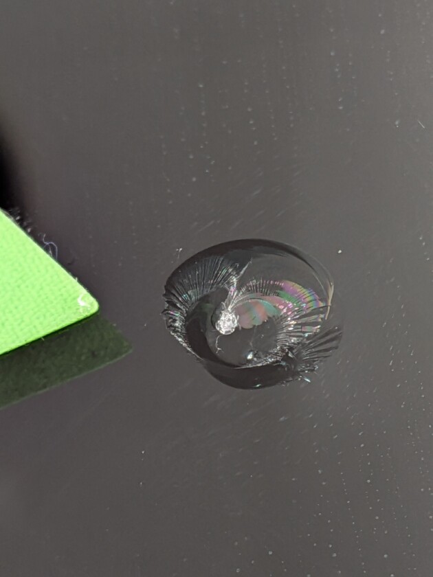 ハイエース1cmのひび割れ