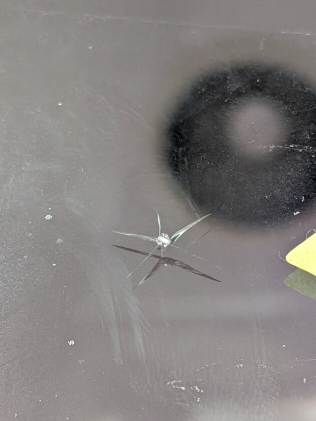 ハイエース1.3cmのひび割れ