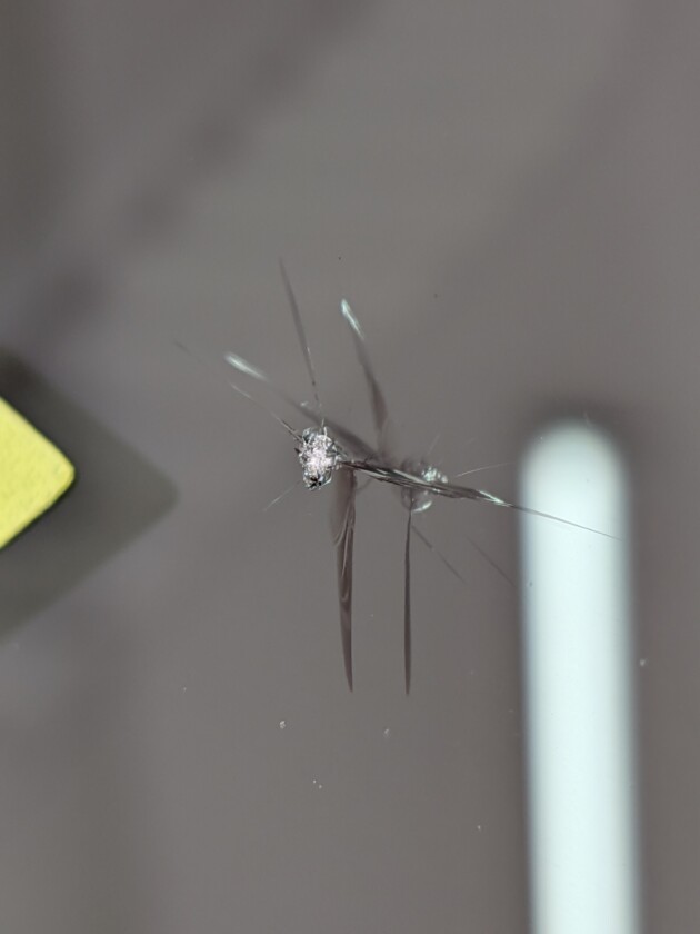 ポルシェ911ウインドリペア1.6cmのひび割れ