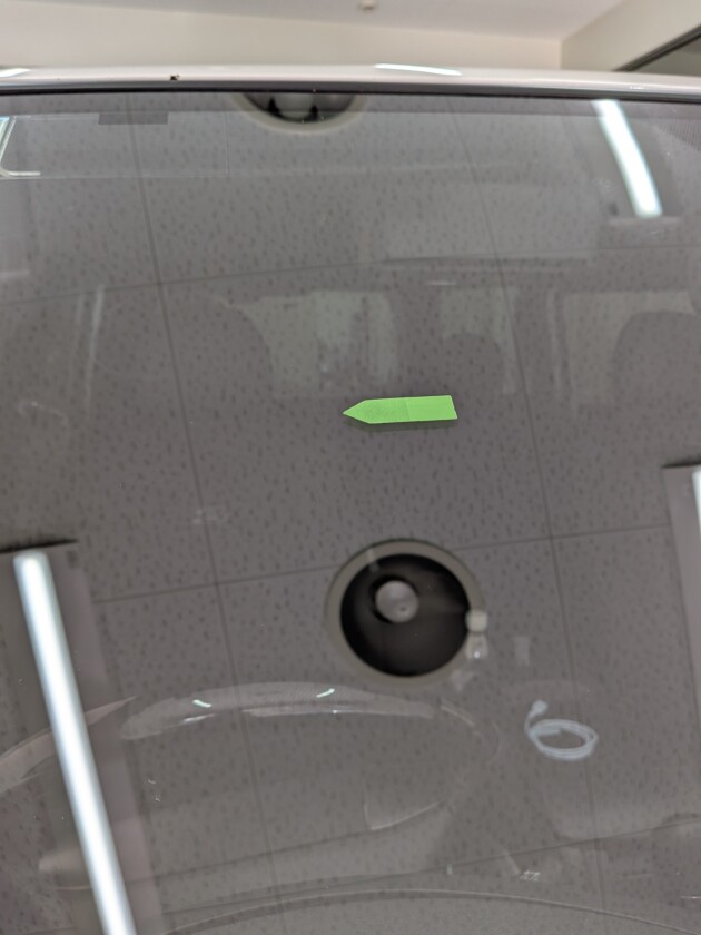 ハイエース1cmのひび割れ