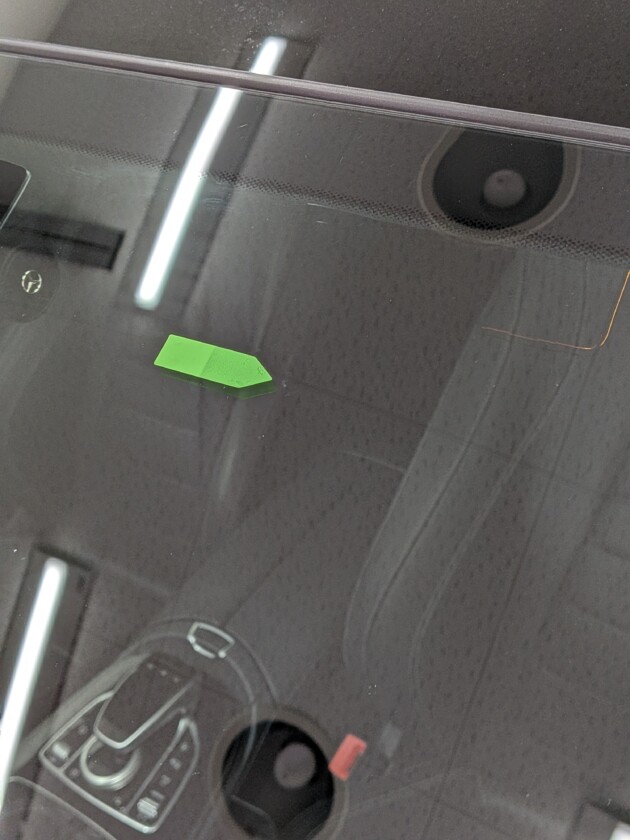 E220d1.5cmのひび割れ