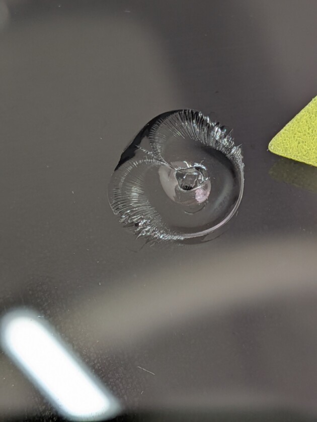 キャンバス1.1cmのひび割れ