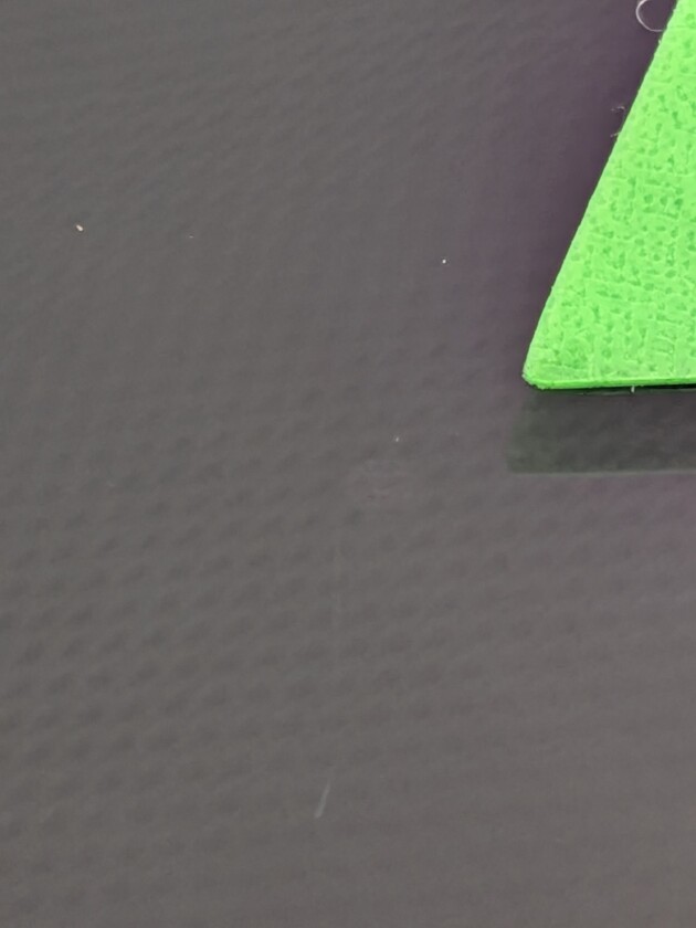 GT43AMG1cmのひび割れ