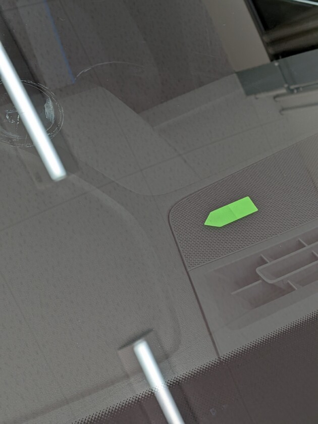 アウディA3ウインドリペア1.2cmのひび割れ