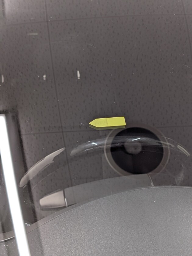 ハイエース1.4cmのひび割れ