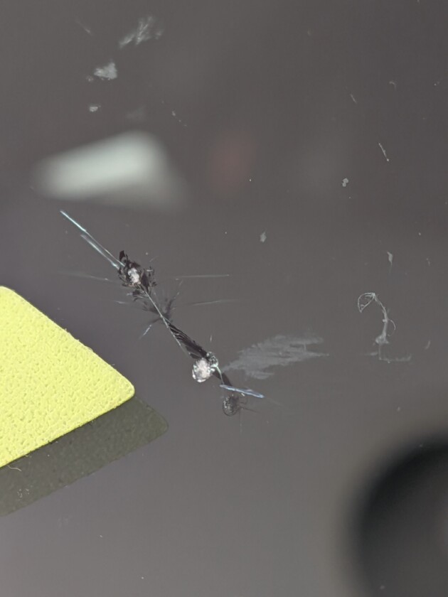 ステップワゴン2cmのひび割れ