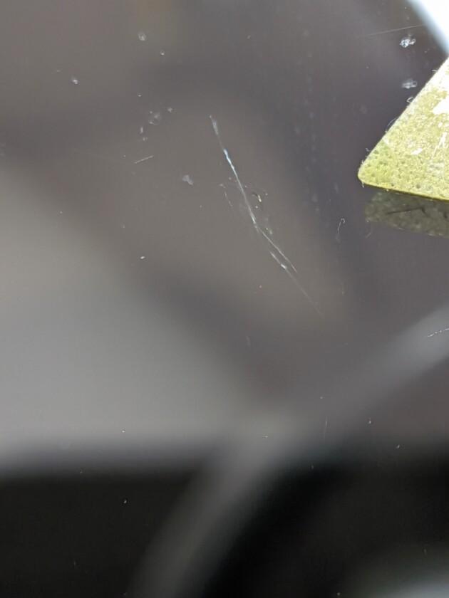 Nbox1.4cmのひび割れ