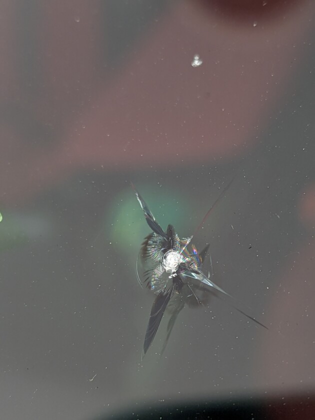 NX350h1.8cmのひび割れ