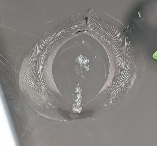 ハイゼット2.2cmのひび割れ