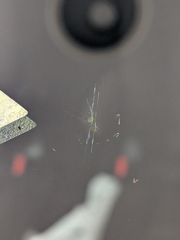 フリード1.7cmのひび割れ