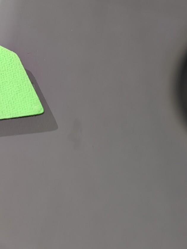 アルファード1.1cmのひび割れ