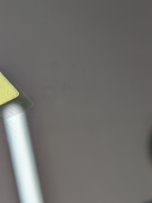 アルファード1.1cmのひび割れ