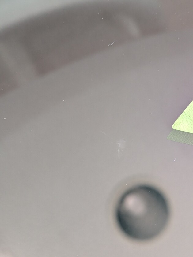 クラウンアスリート2.6cmのひび割れ