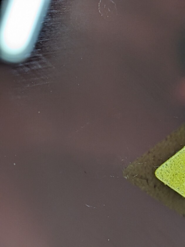 スパイダー8mmのひび割れ