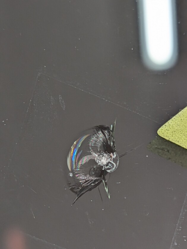 プロボックス1.5cmのひび割れ