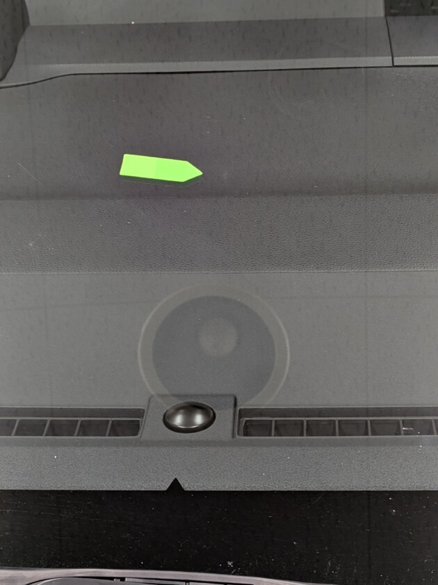 ヴォクシー2.3cmのひび割れ