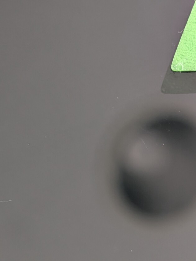 エスクード9mmのひび割れ