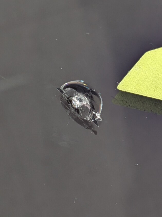 ステップワゴン1.2cmのひび割れ