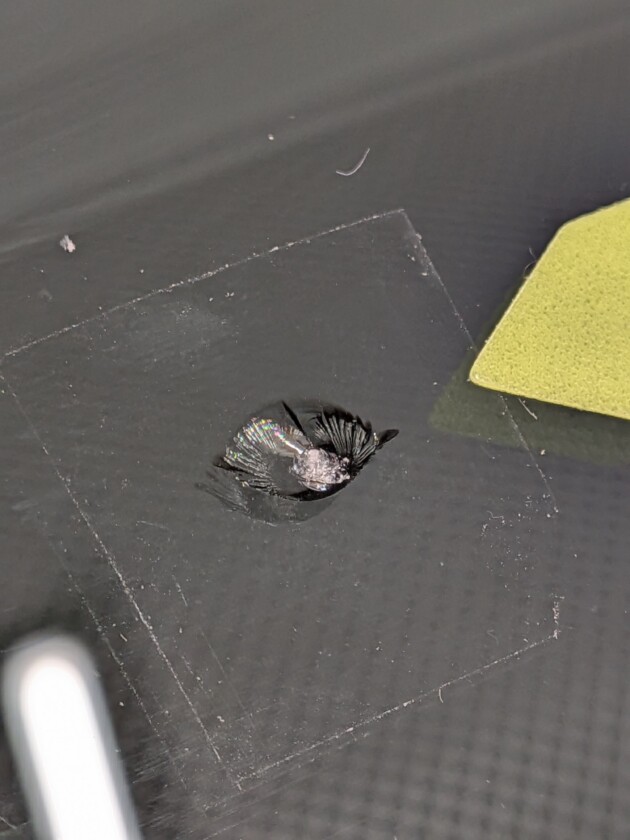 キックス1cmのひび割れ