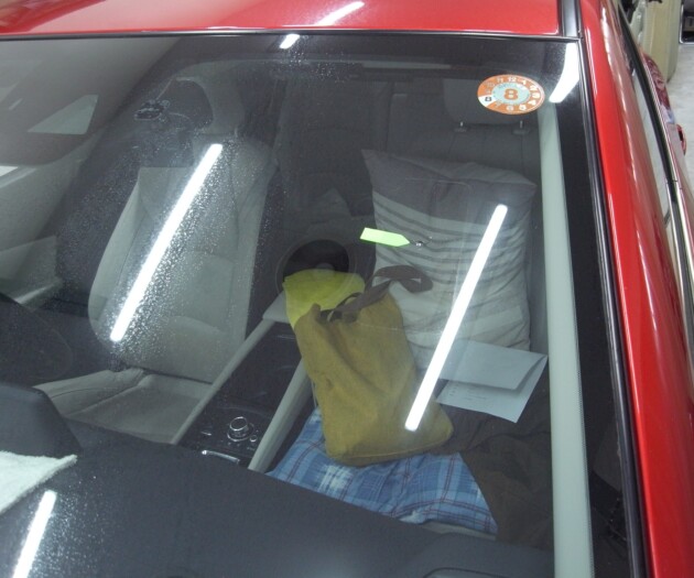 アクセラ2cmのひび割れ