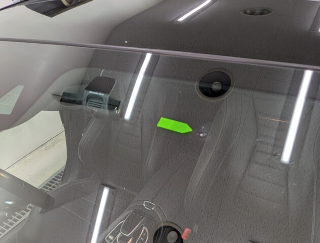 E220d1.5cmのひび割れ