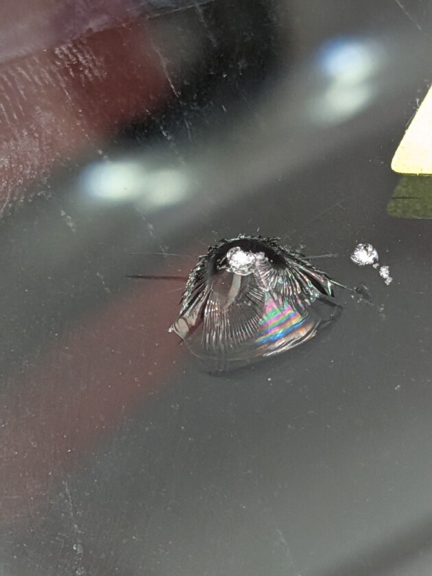 シビック1.7cmのひび割れ