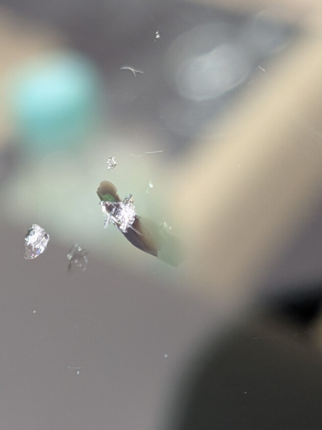 ロードスター5mmのひび割れ