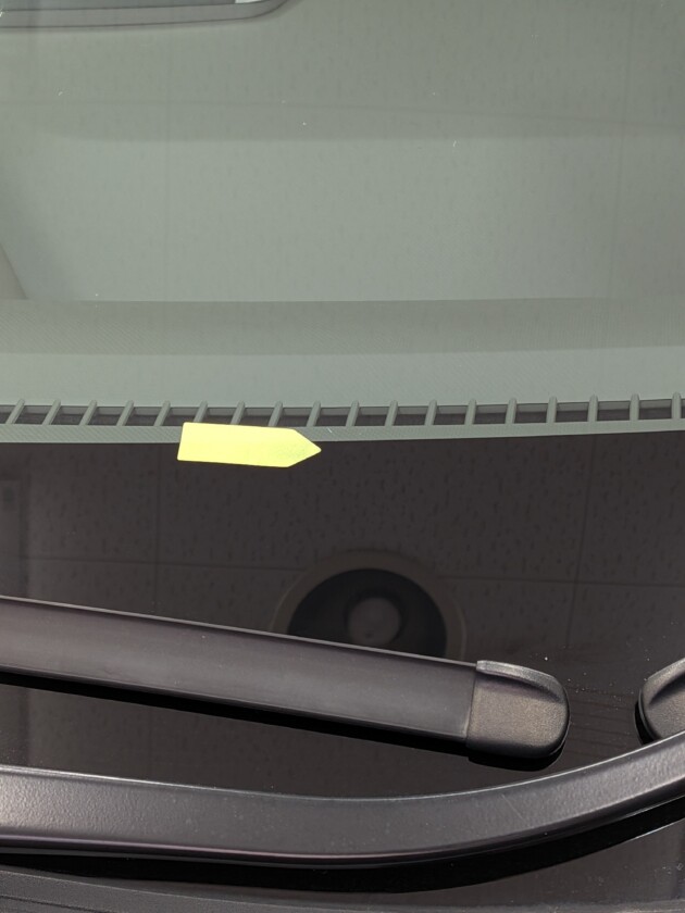 フリード下の黒い所のひび割れ