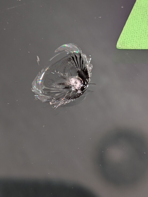 チェイサー1.5cmのひび割れ