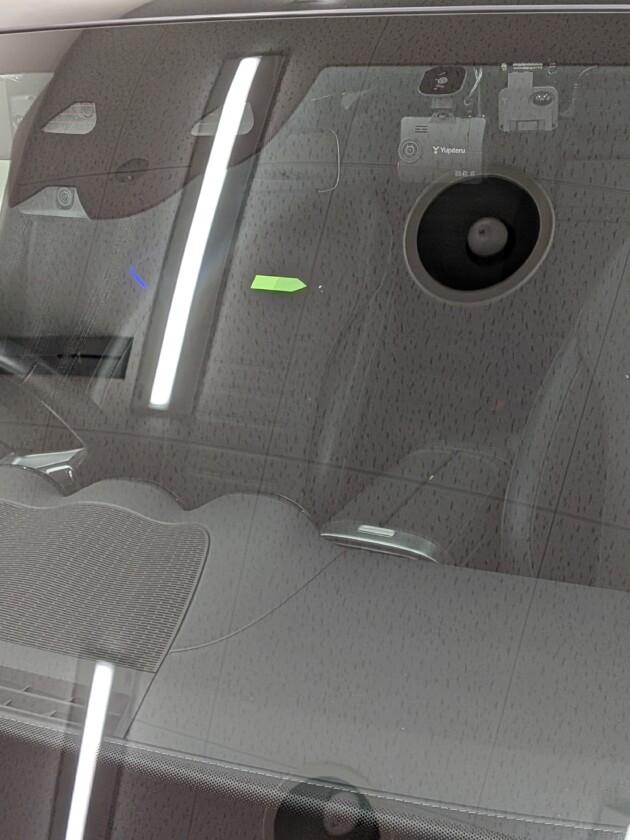 GLC220d1.4cmのひび割れ