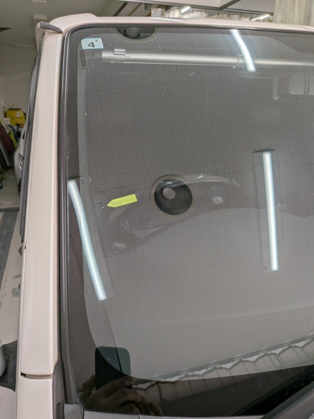 ハイエース1.6cmのひび割れ