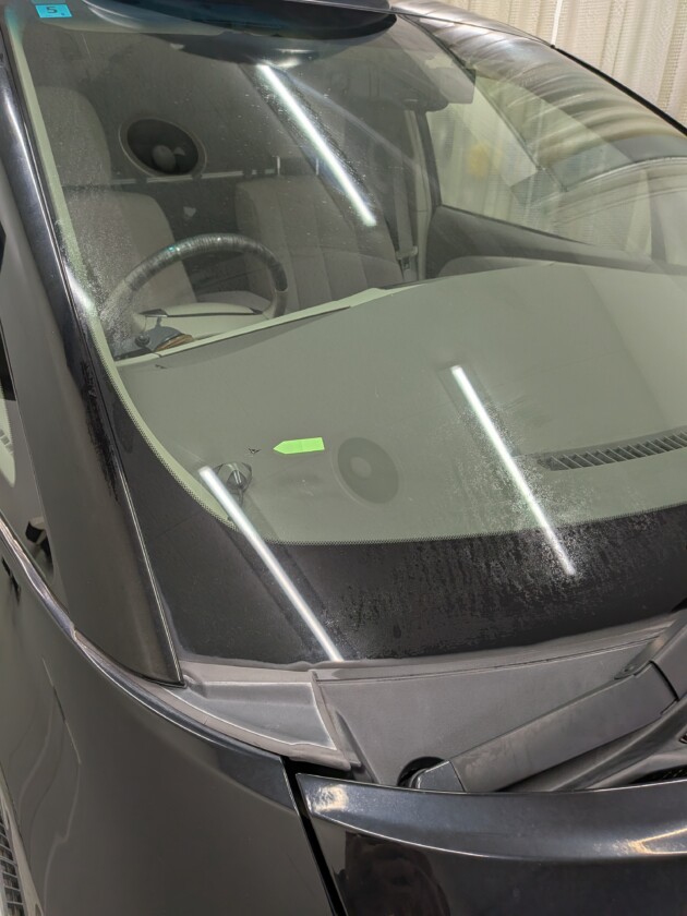 エスティマ2cmのひび割れ