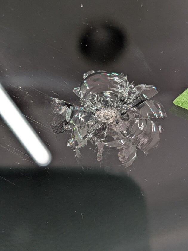 Nbox2.2cmのひび割れ