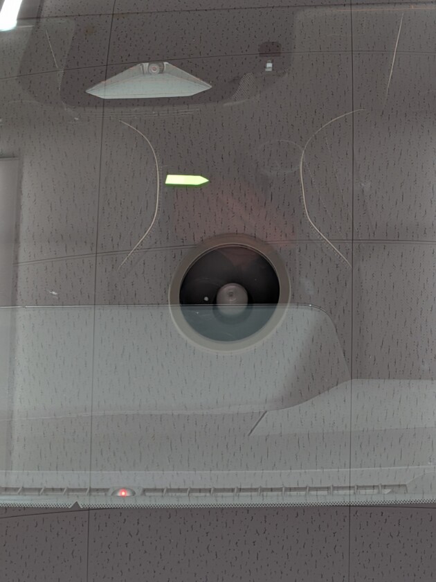 クラウンスポーツ1.7cmのひび割れ