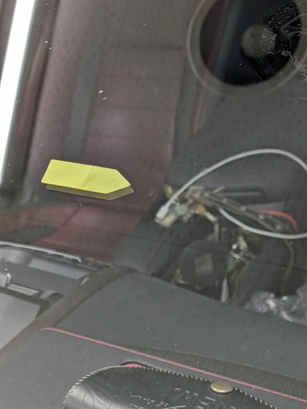 NX1.9cmのひび割れ